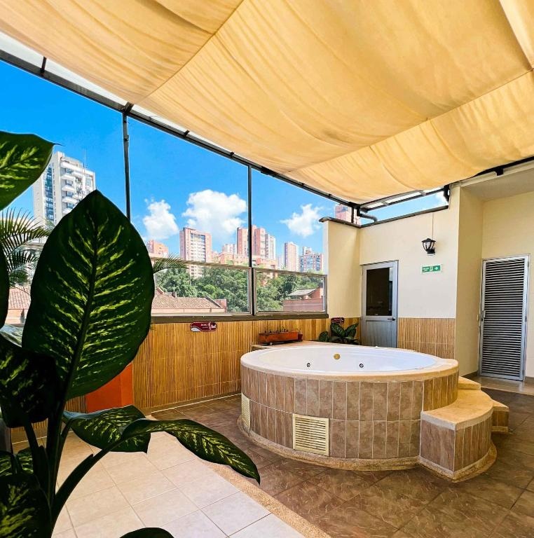 Hotel Florencia Plaza  Facilities  Hot Tub 1   Copy